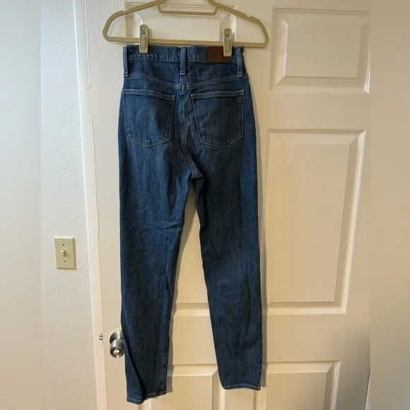 Madewell dark wash high waisted mom jeans - Picture 2 of 3